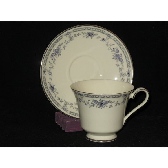 Minton Bellemeade 5 pps (s) Teacup Plates Blue Flowers Bone China‎ England - Picture 2 of 6